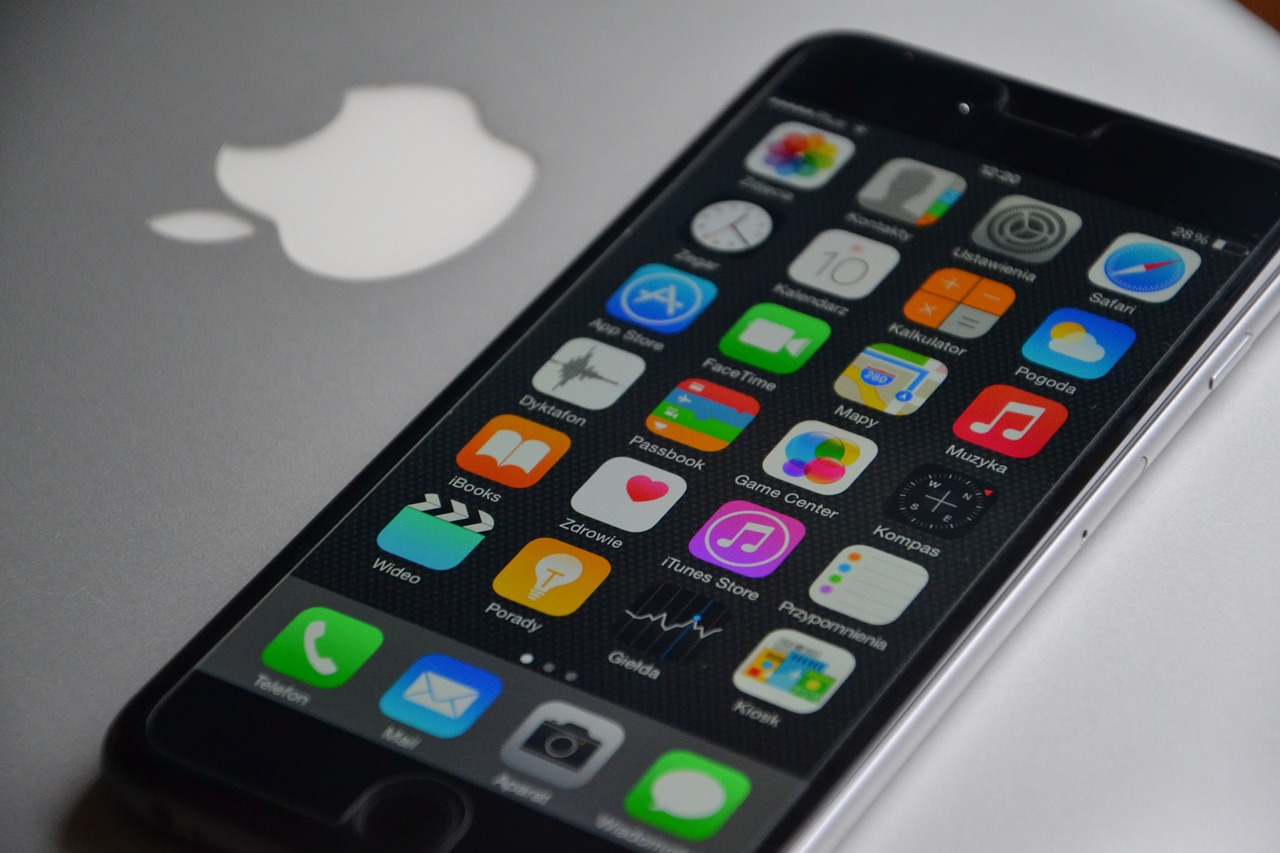 iPhone 16 Pro系列首发翻车，苹果的创新之路遭遇挑战