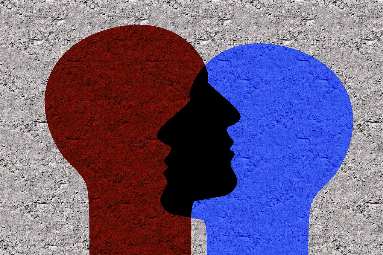 解开生活中的矛盾迷宫，理解、处理与成长